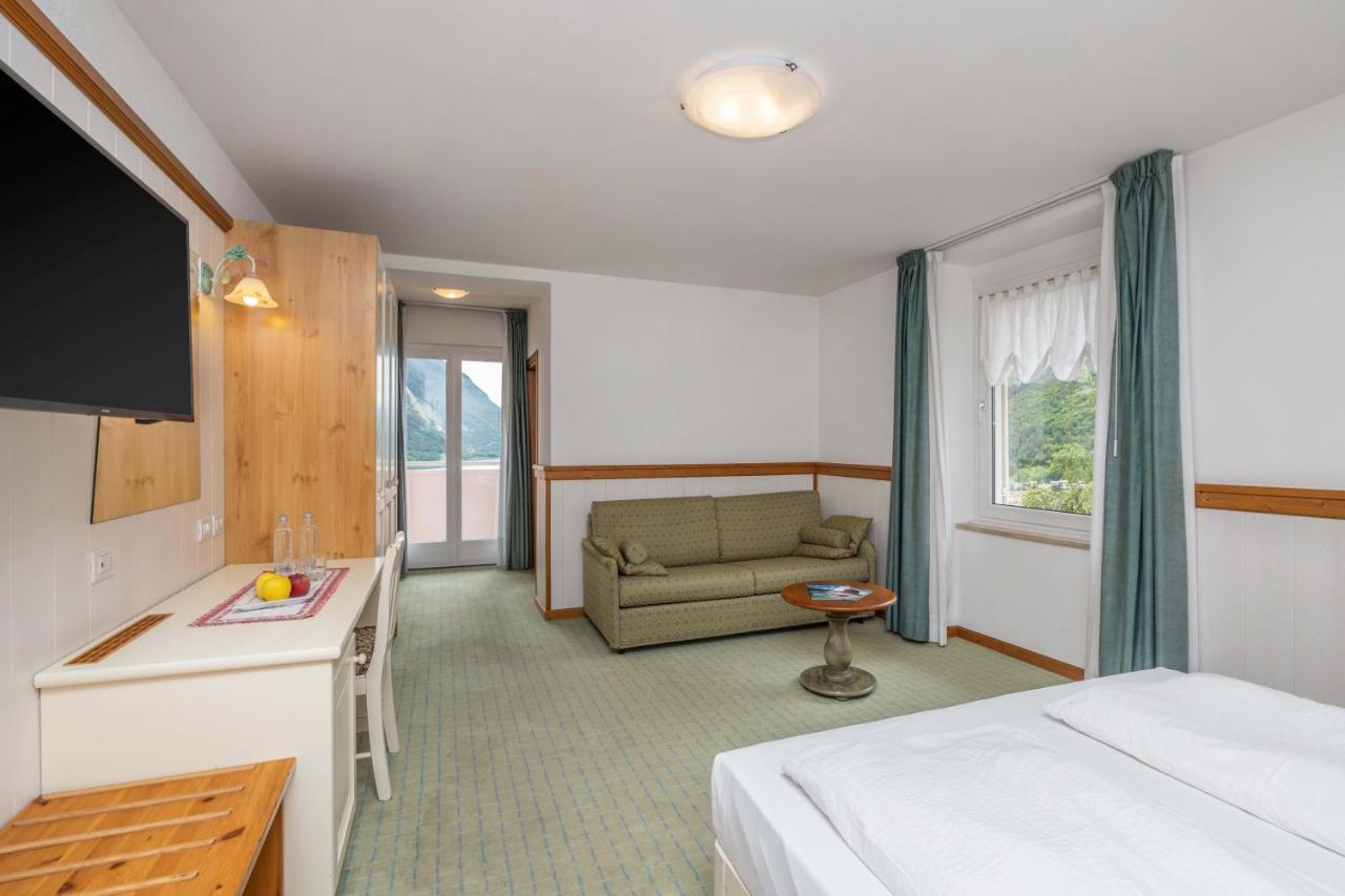 Hotel Londra Slow Living Molveno Eksteriør billede