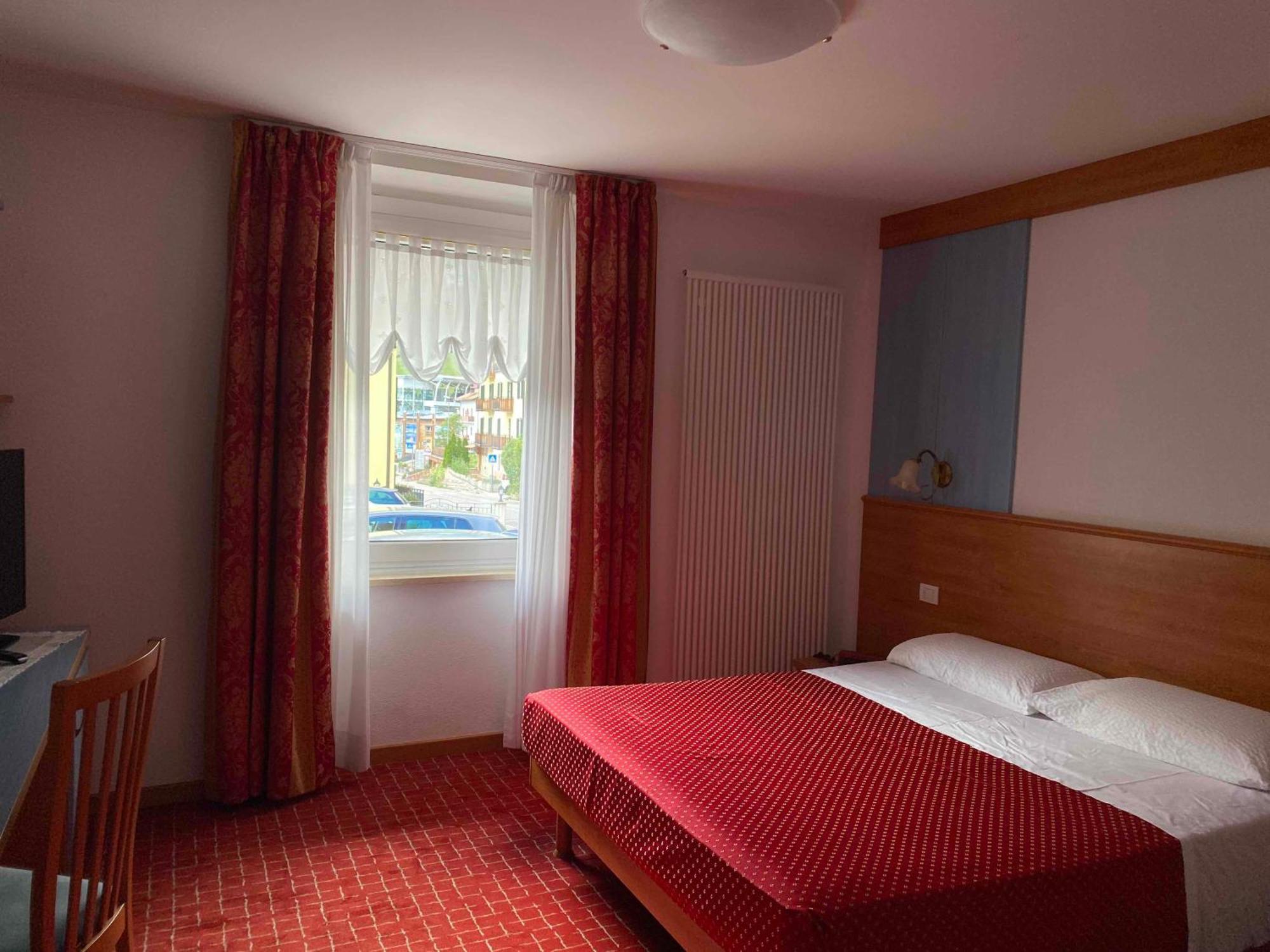 Hotel Londra Slow Living Molveno Eksteriør billede